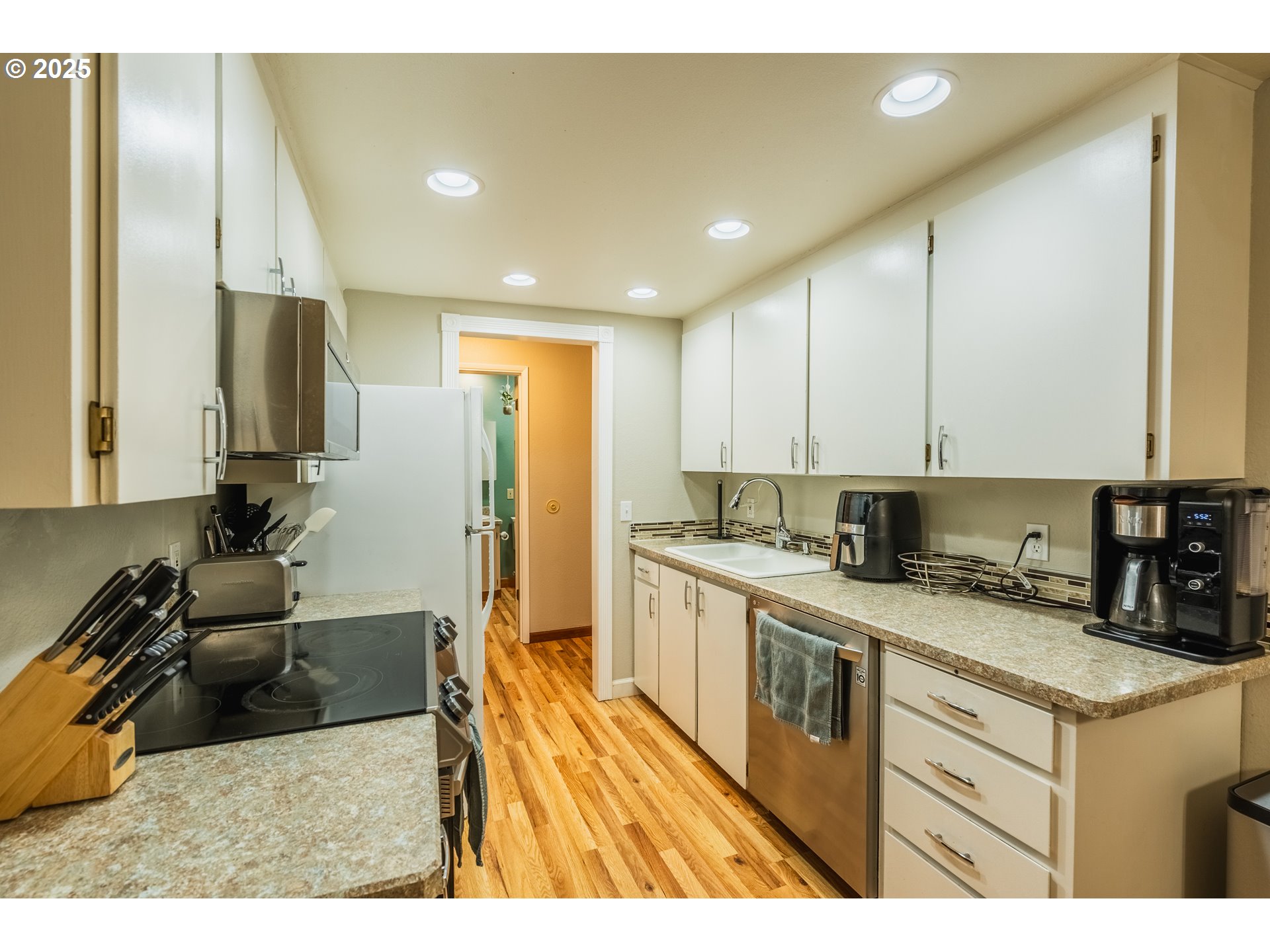 Photo #6: 786974358 Listing: Photo #6