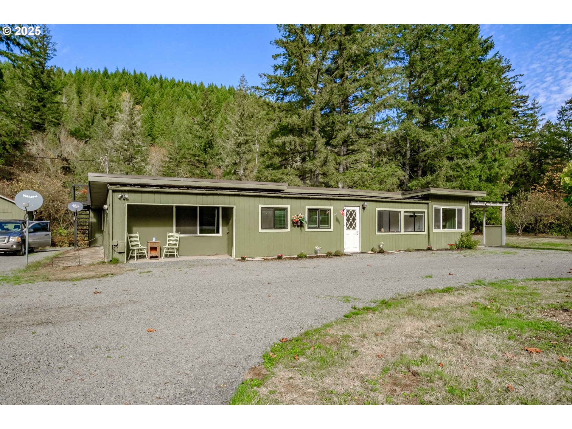 Photo of 48785 SANTIAM HWY Cascadia OR 97329