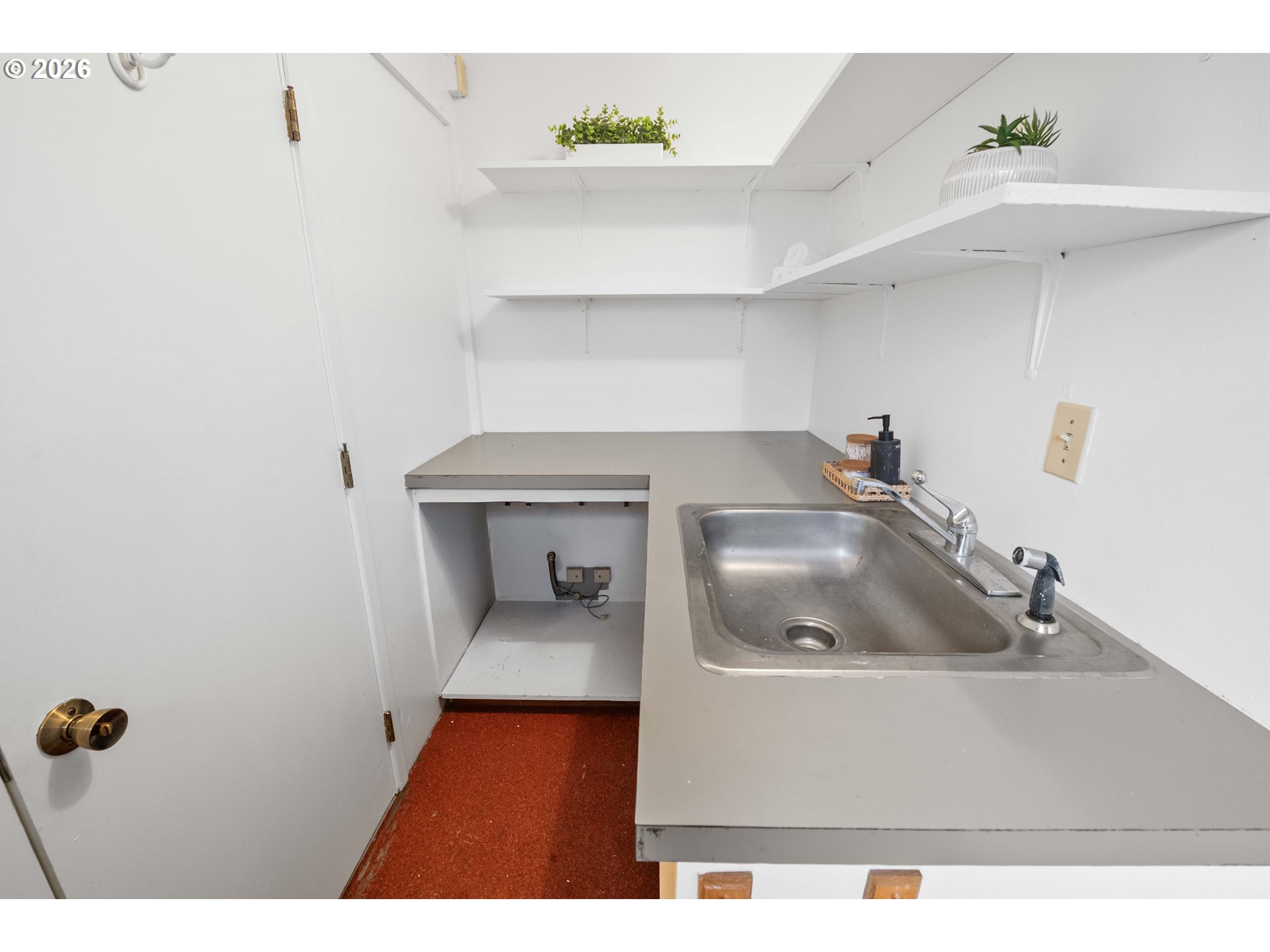 150 AVENUE U, Seaside, OR, 97138