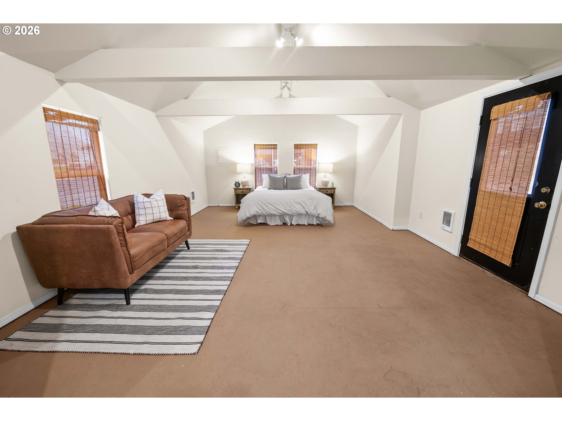 150 AVENUE U, Seaside, OR, 97138