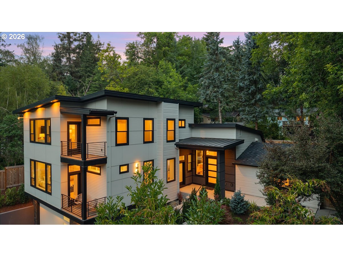 Photo of 15378 TWIN FIR RD Lake Oswego OR 97035