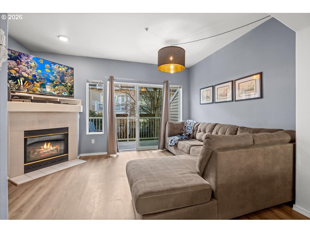 Photo #8: 790533790 Listing: Photo #8