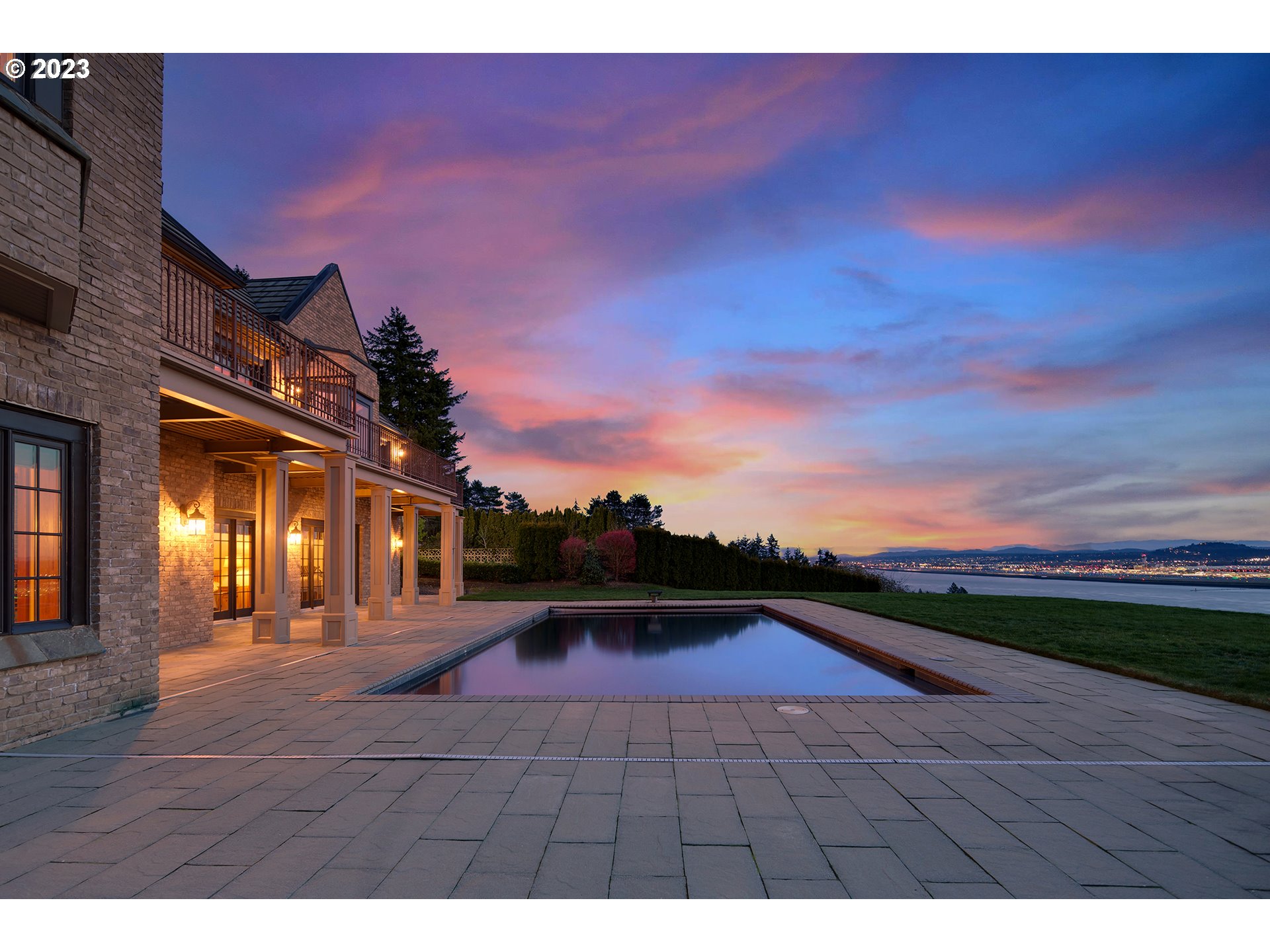 5905 BUENA VISTA DR, Vancouver, 5 Bedrooms Bedrooms, ,6.2 BathroomsBathrooms,Residential,For Sale,BUENA VISTA,0,790653289