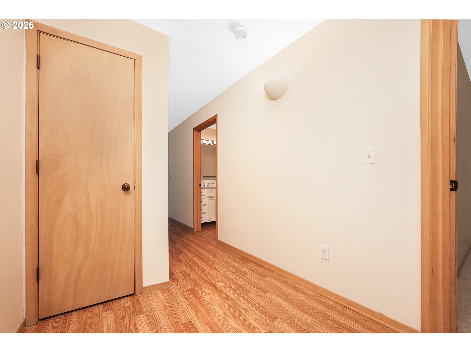Photo #4: 791392666 Listing 