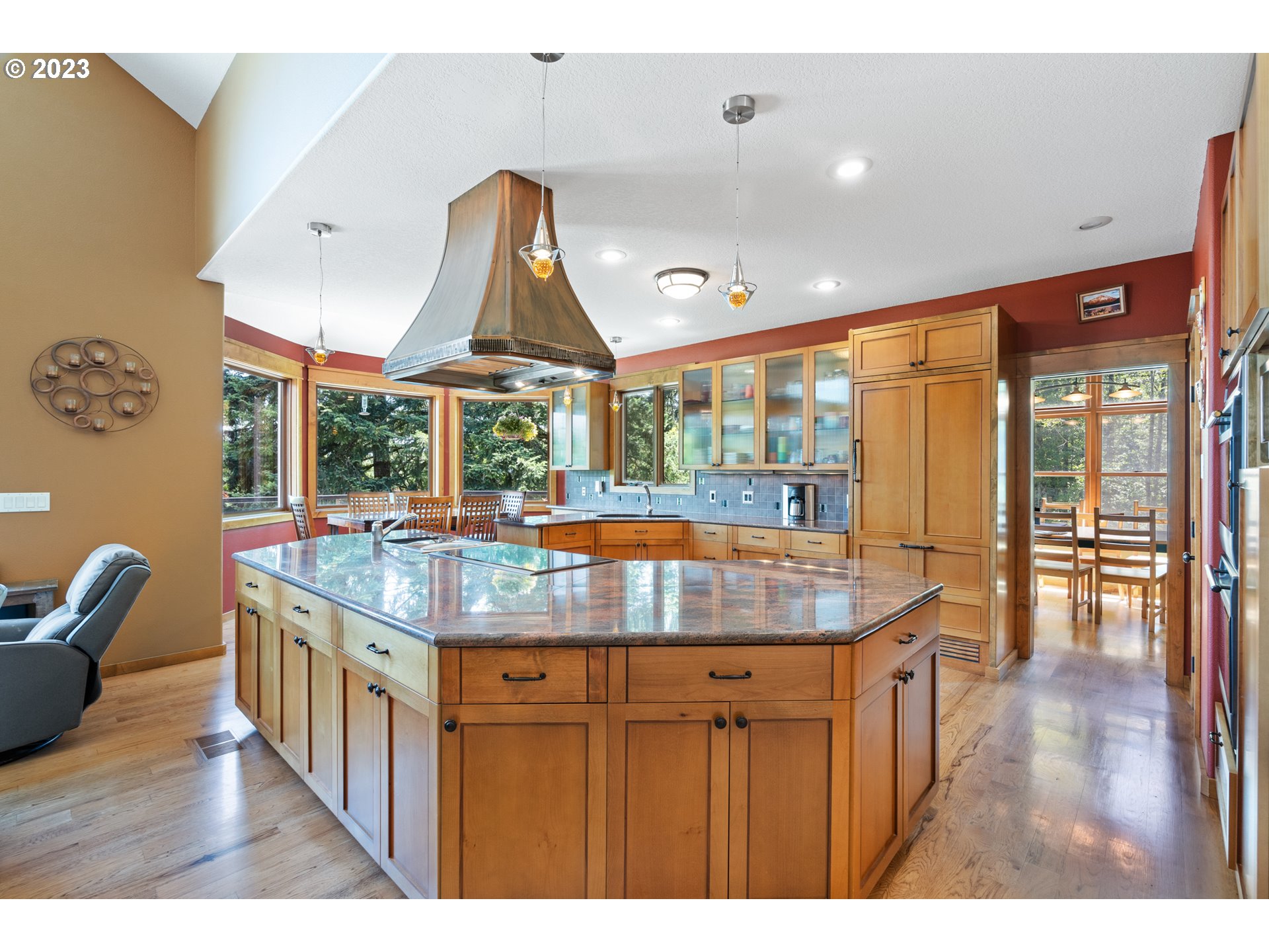 10534 SE VRADENBURG RD, Happy Valley, OR, 97086