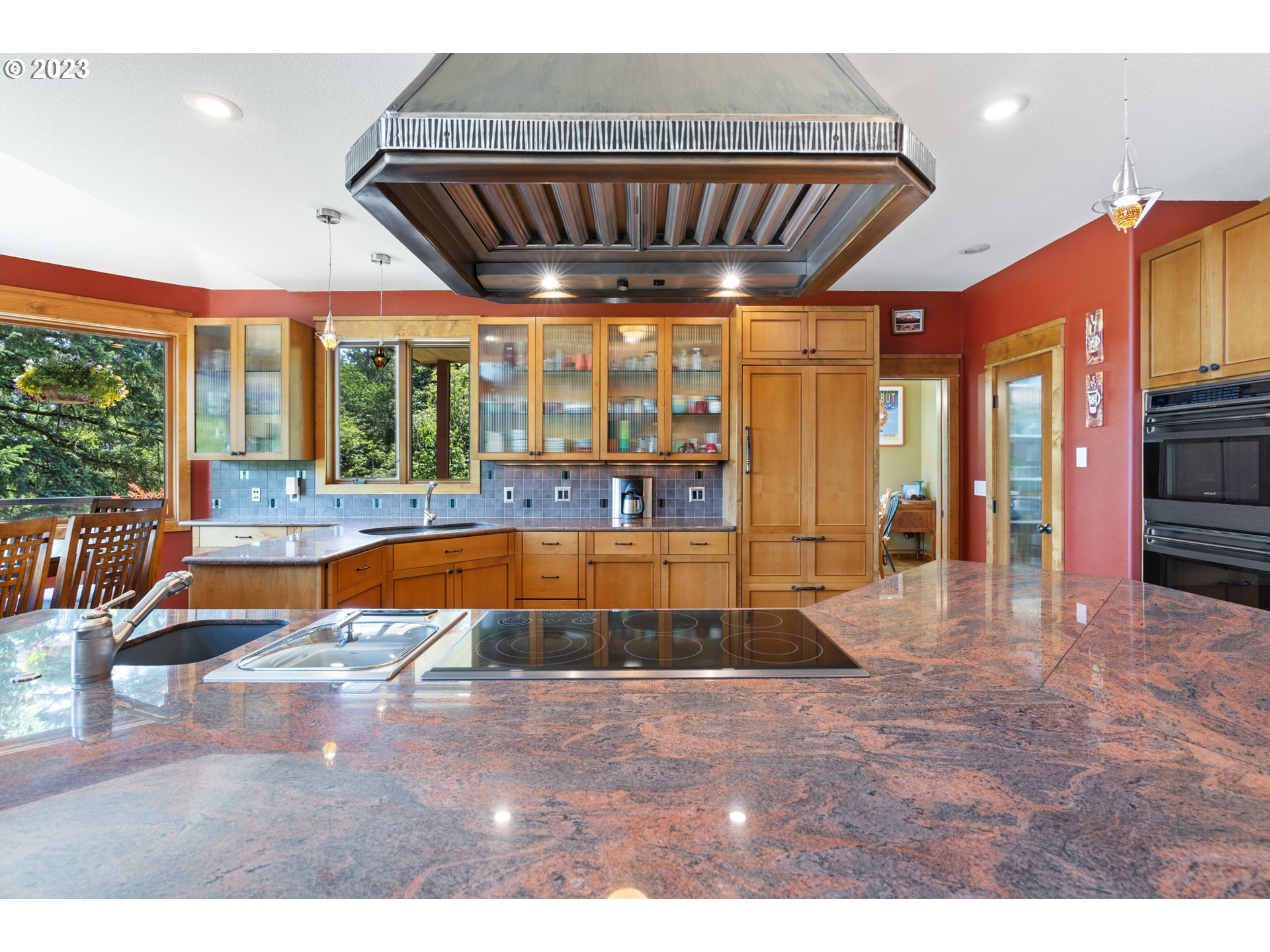 10534 SE VRADENBURG RD, Happy Valley, OR, 97086