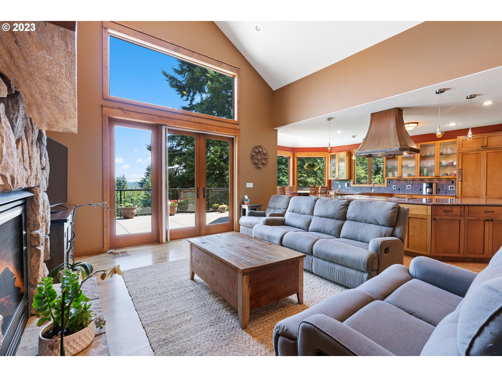 10534 SE VRADENBURG RD, Happy Valley, OR, 97086