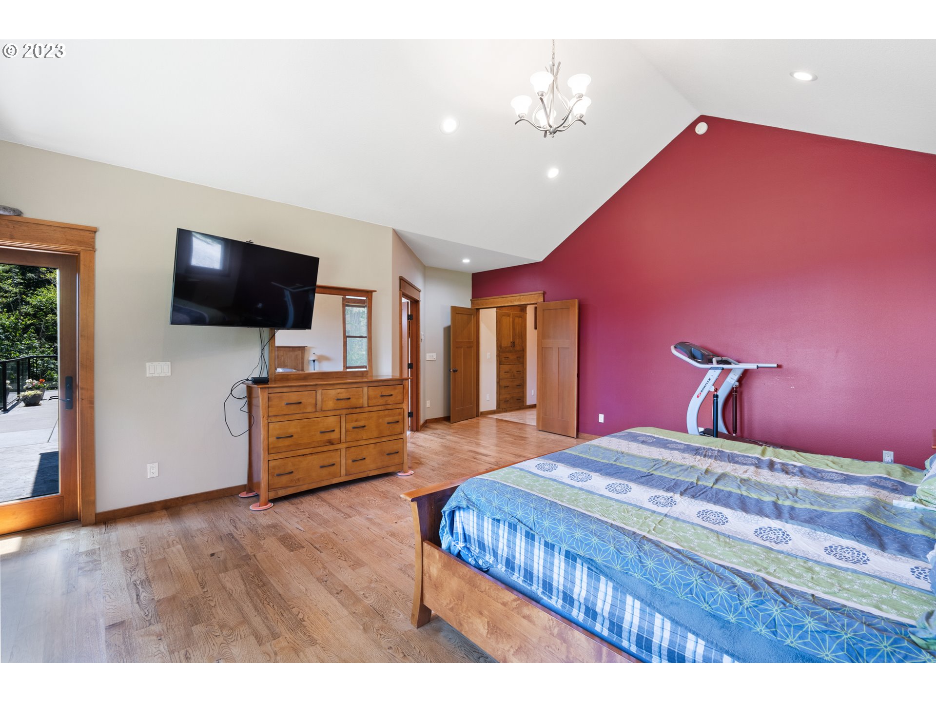 10534 SE VRADENBURG RD, Happy Valley, OR, 97086