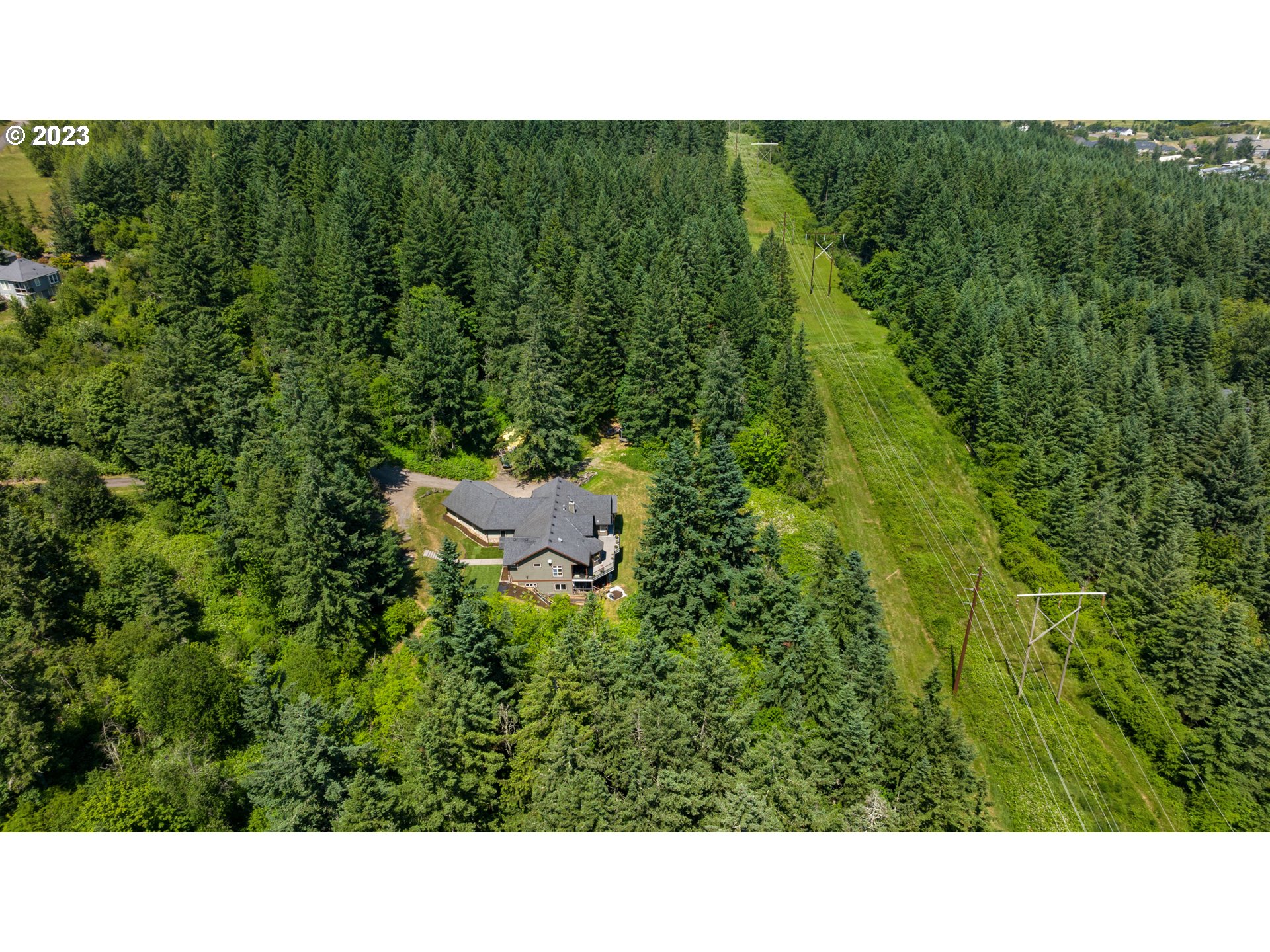 10534 SE VRADENBURG RD, Happy Valley, OR, 97086