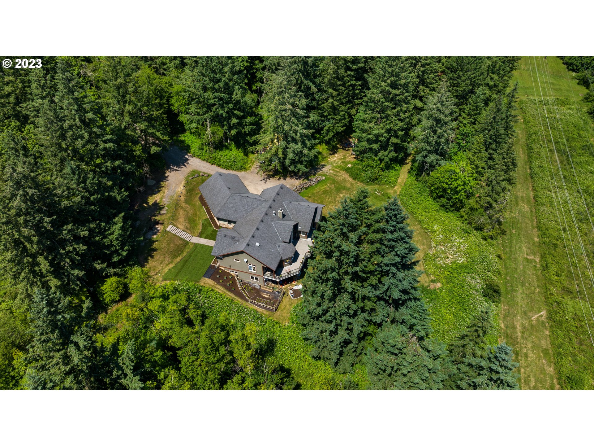 10534 SE VRADENBURG RD, Happy Valley, OR, 97086