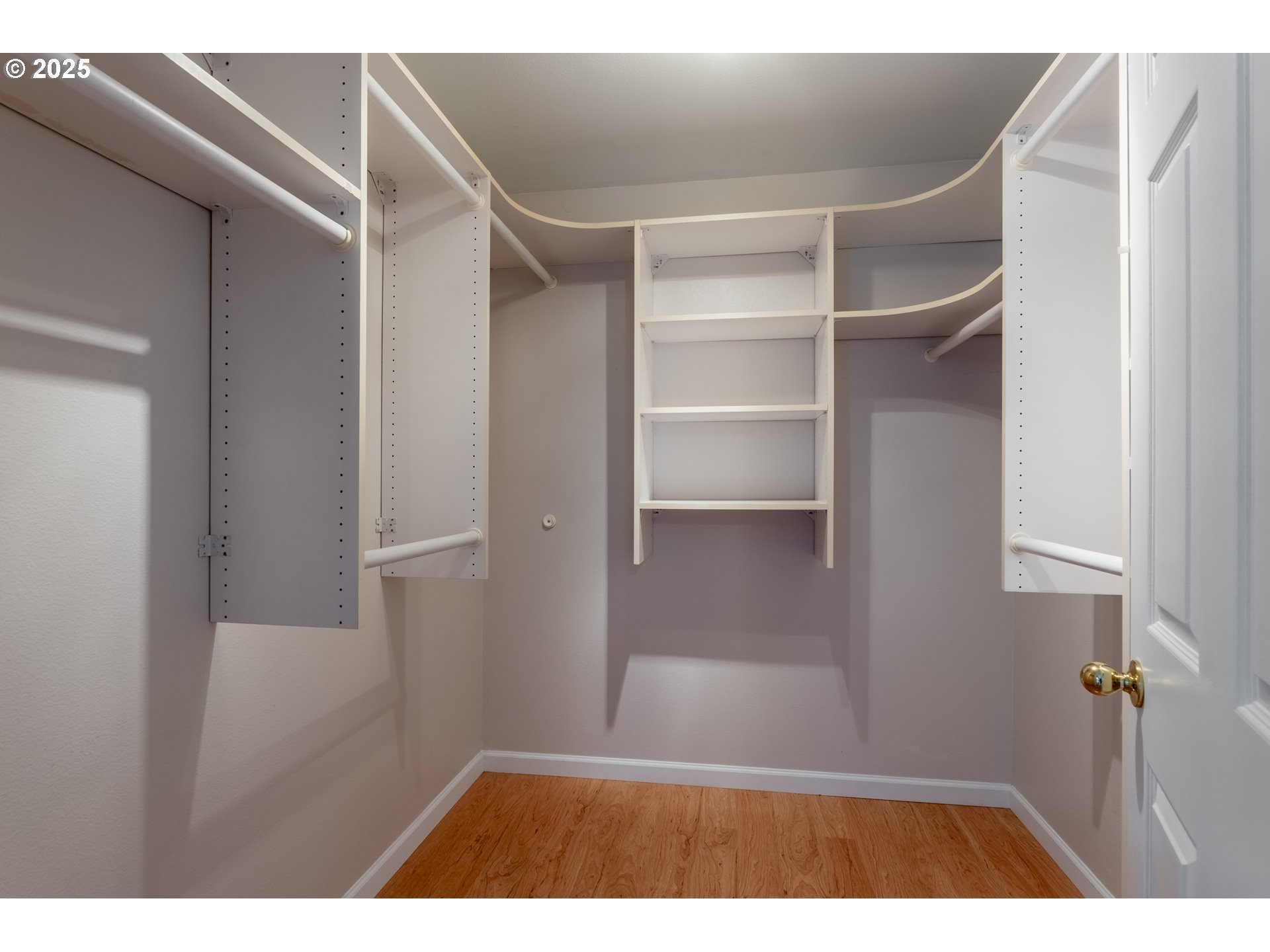 Photo #6: 791983459 Listing 