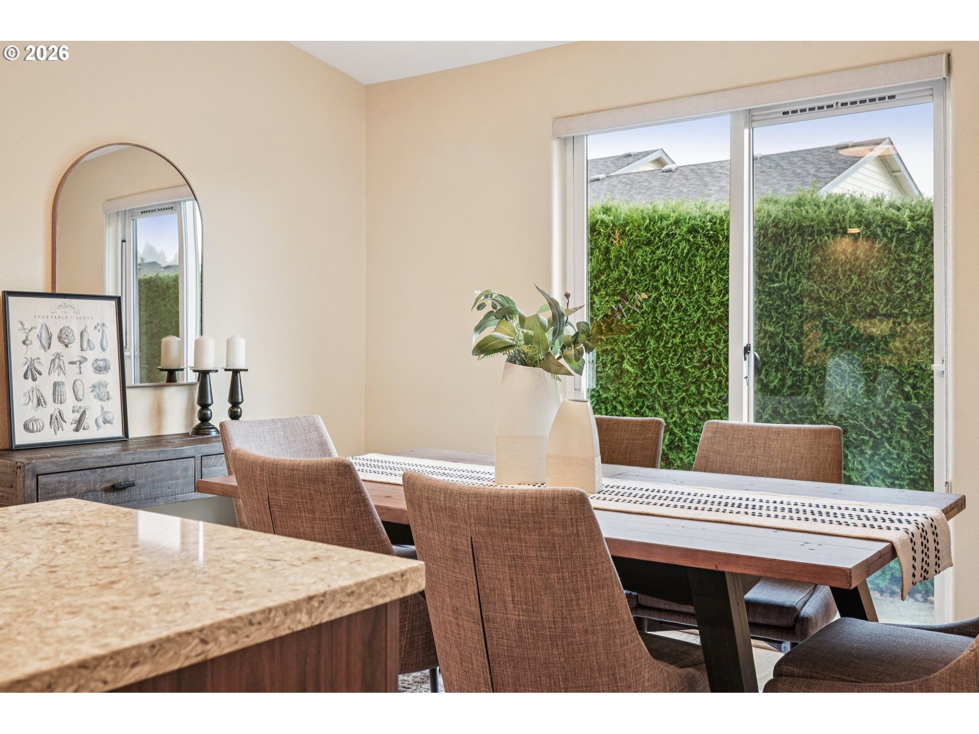 Photo #2: 792716809 Listing: Photo #2