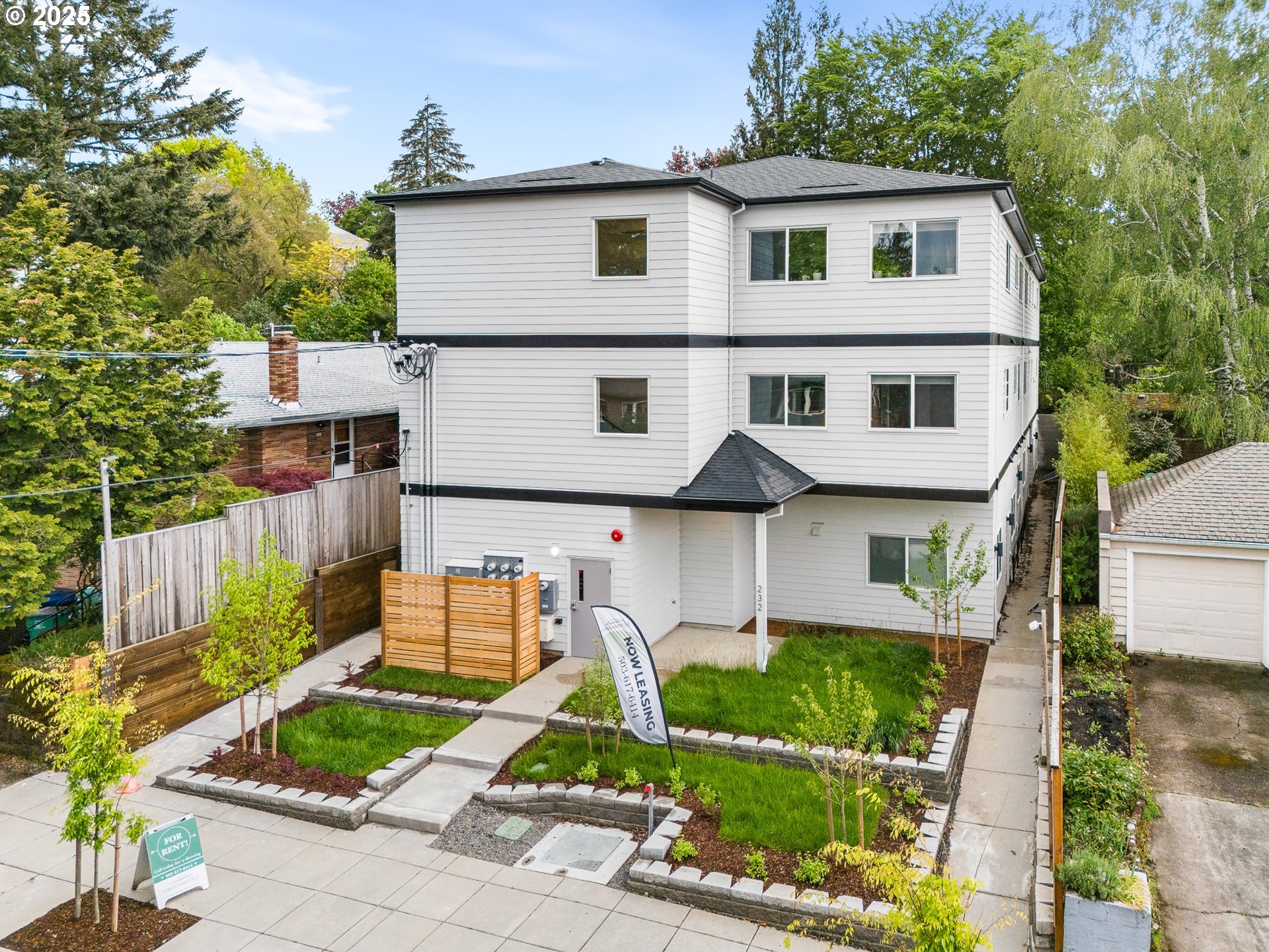 2425 NE Alberta ST, Portland, OR, 97211