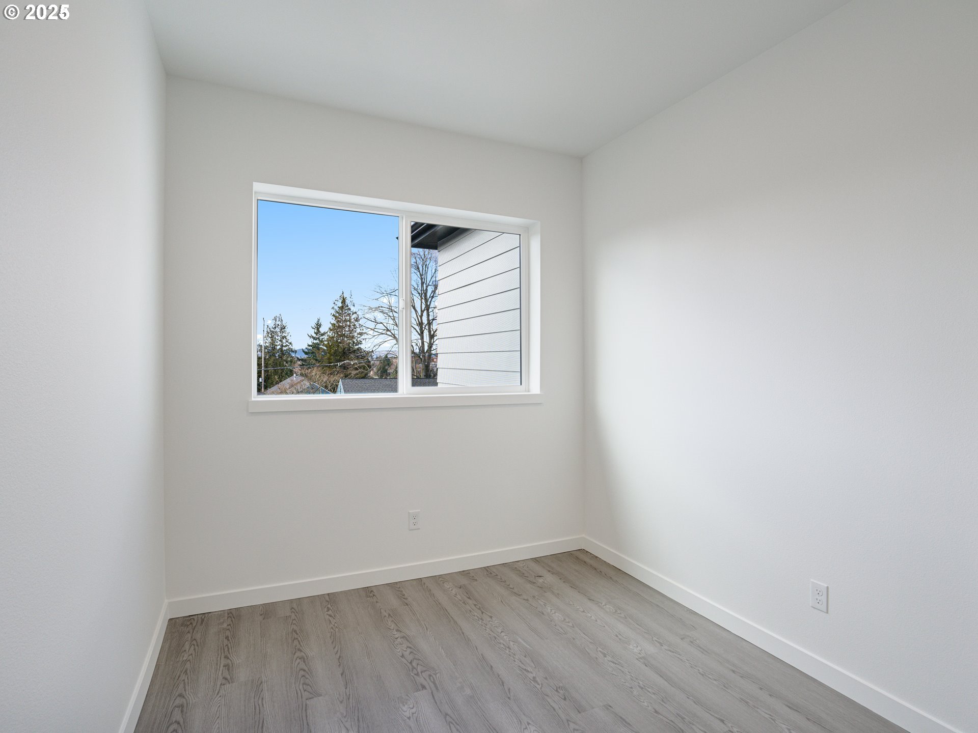 2425 NE Alberta ST, Portland, OR, 97211