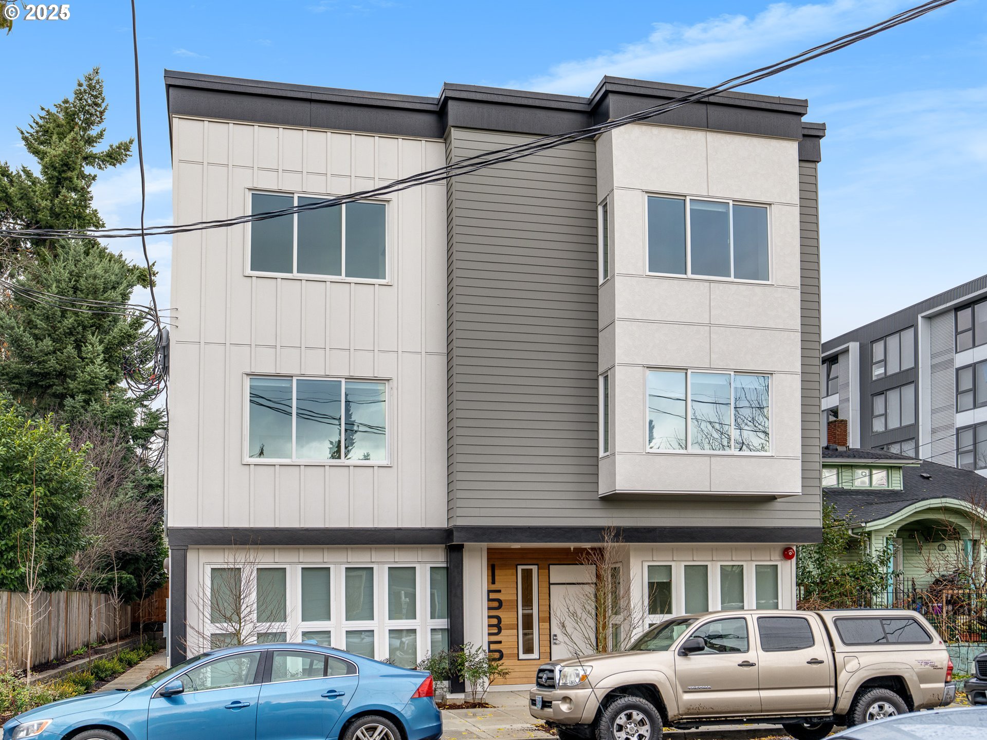 2425 NE Alberta ST, Portland, OR, 97211