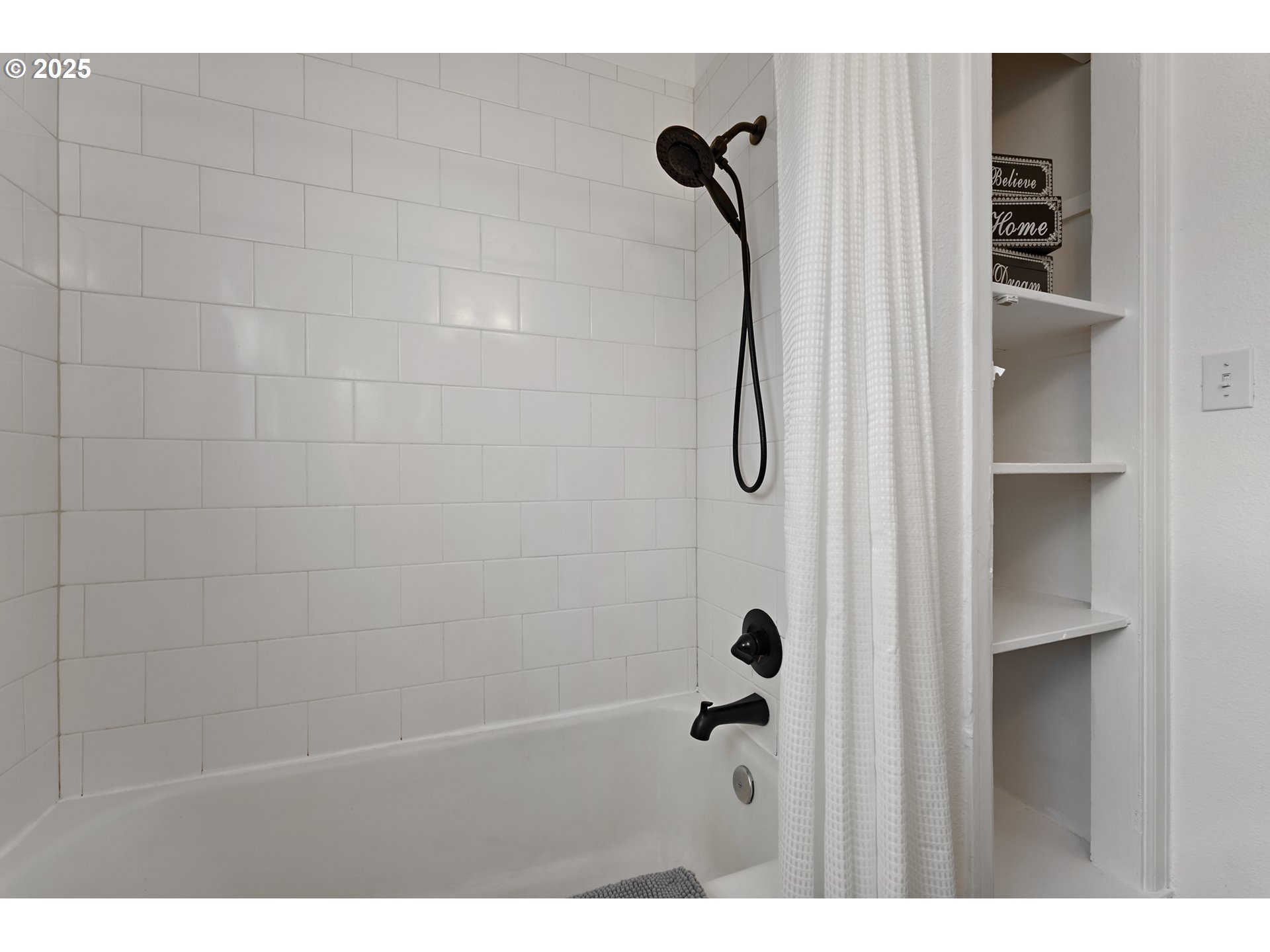 Photo #6: 792958724 Listing 