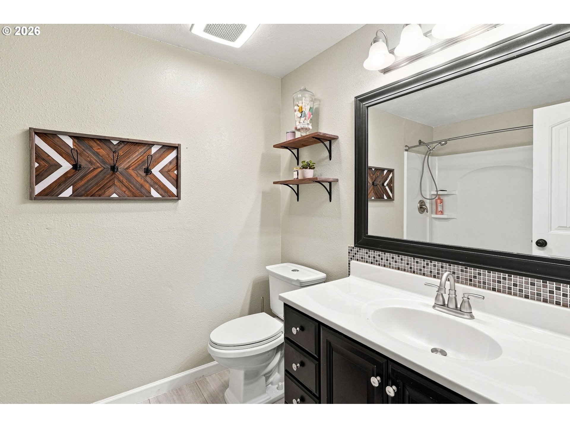Property photo 11 of 34