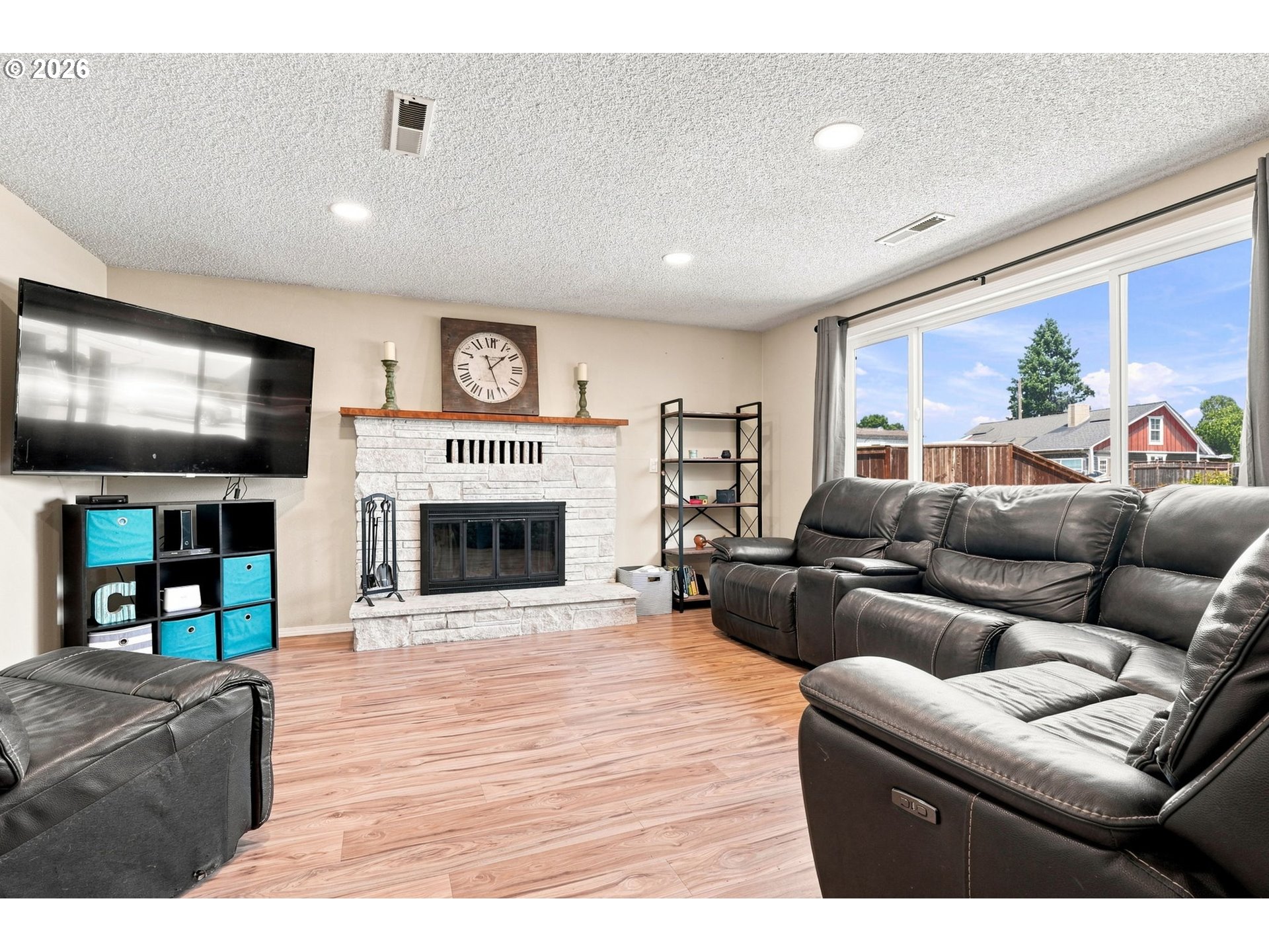 Property photo 6 of 34