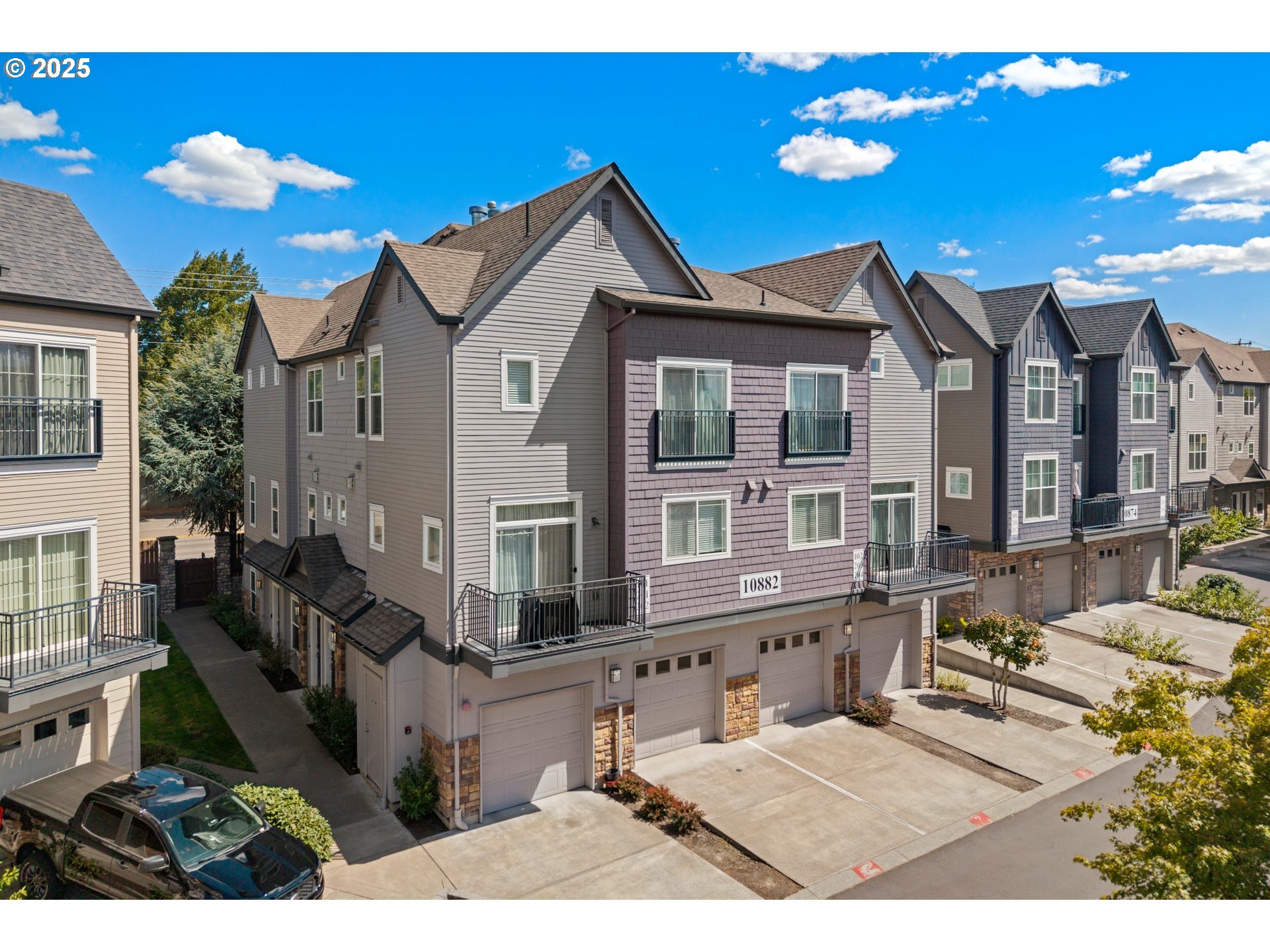 10882 NE RED WING WAY UNIT 204, Beaverton, OR, 97006