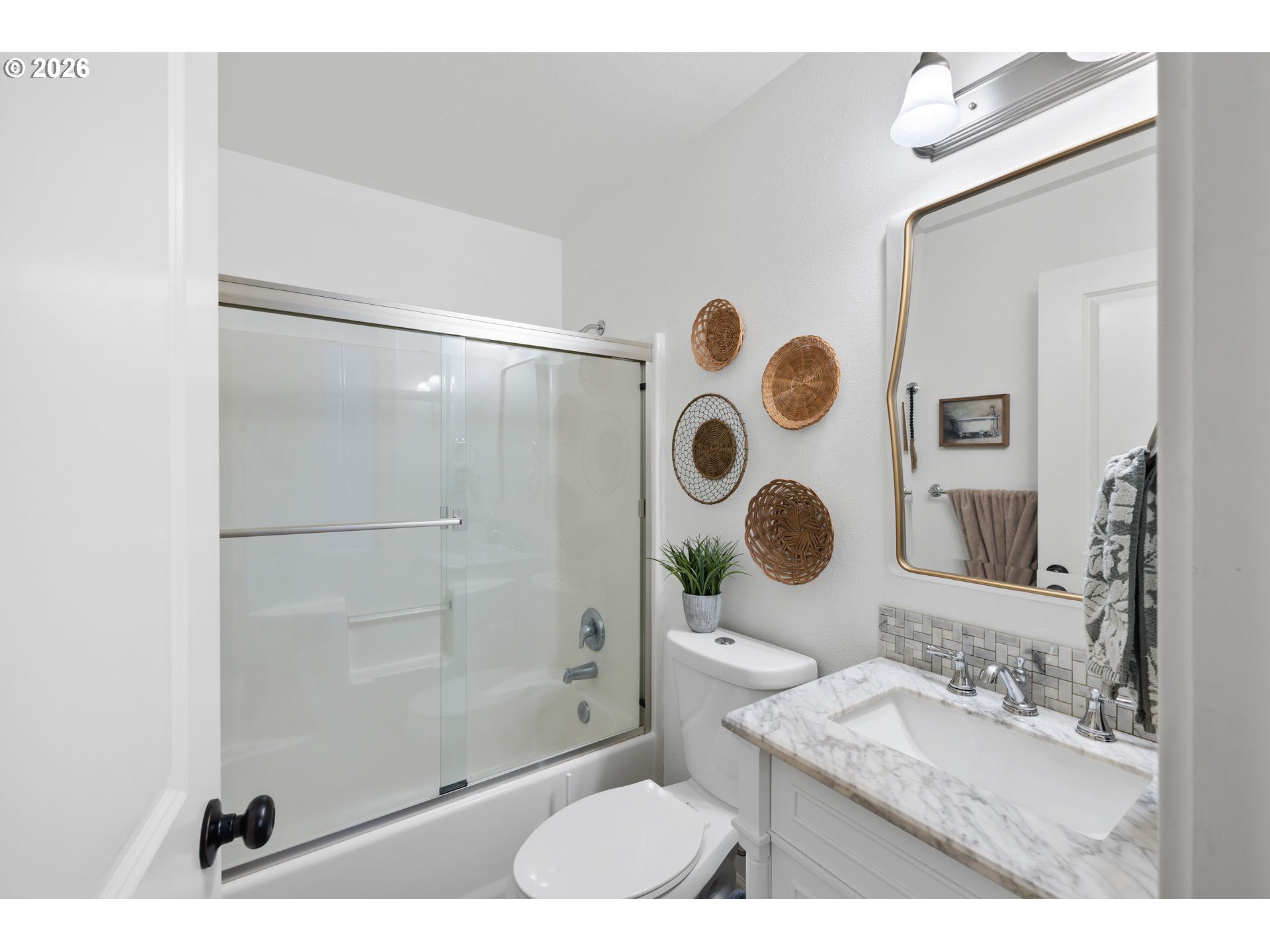 Photo #6: 796984931 Listing: Photo #6