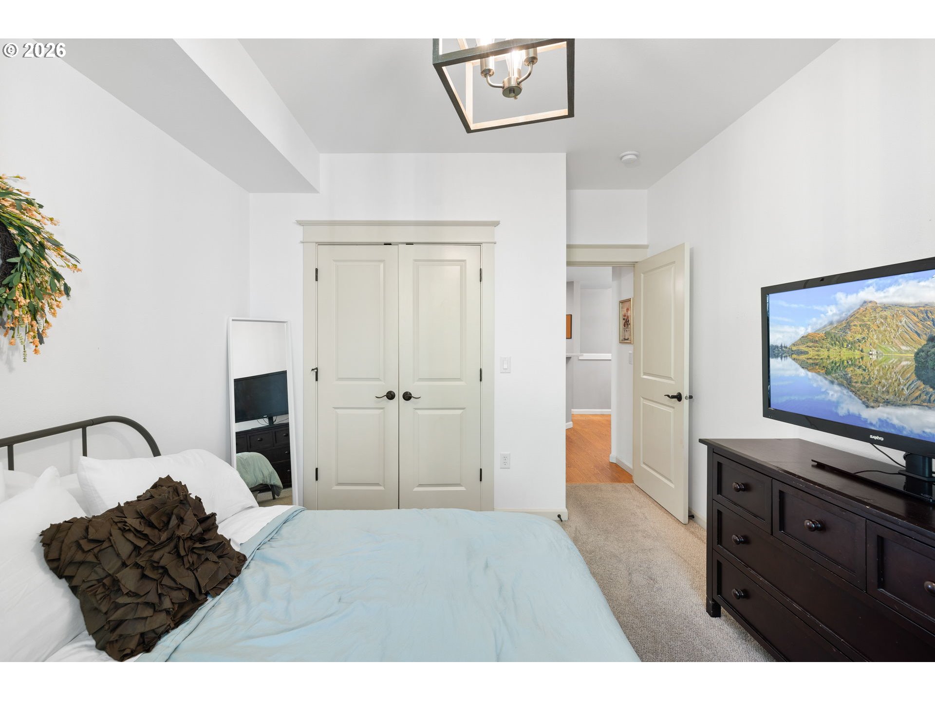 Photo #8: 796984931 Listing: Photo #8