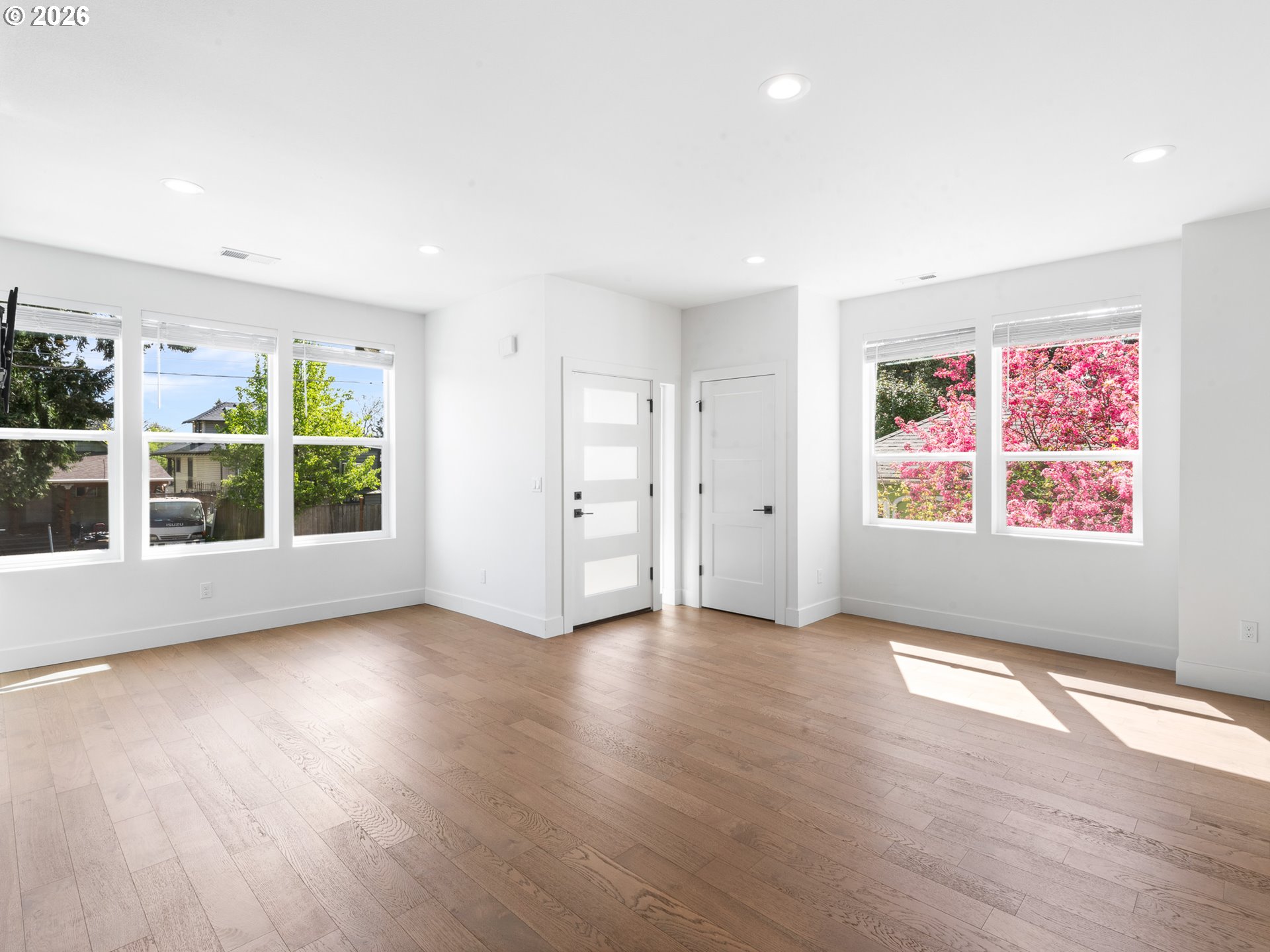 Photo #2: 797183613 Listing: Photo #2