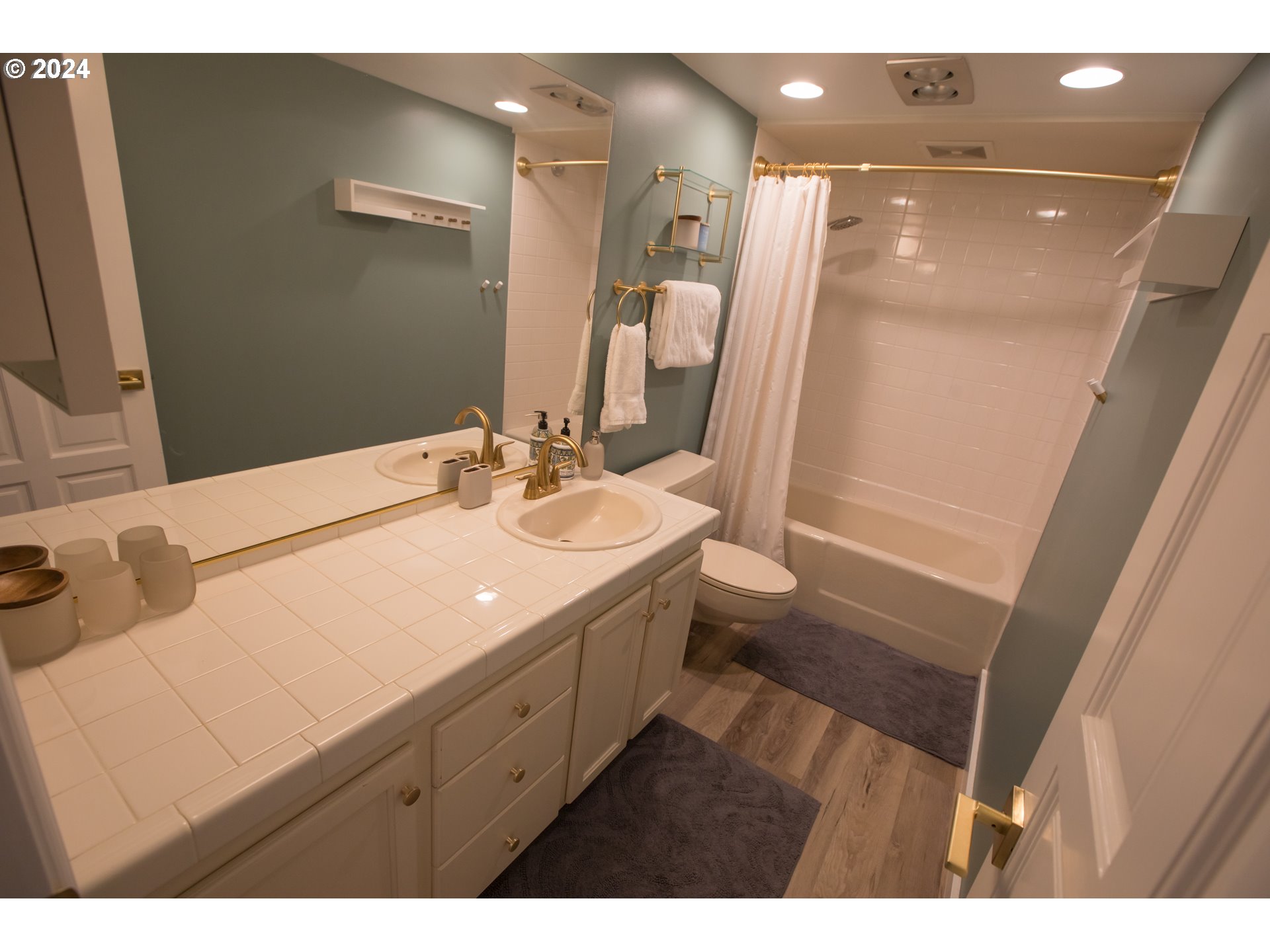 Photo #25: 797318545 Listing: Photo #25