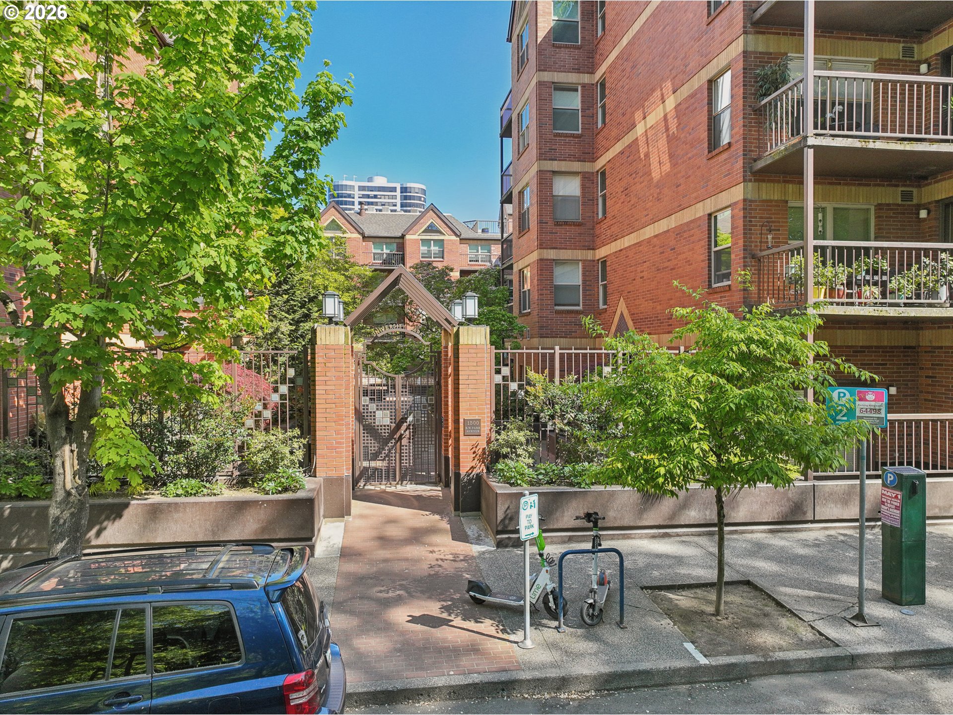 Photo #5: 798157289 Listing: Photo #5