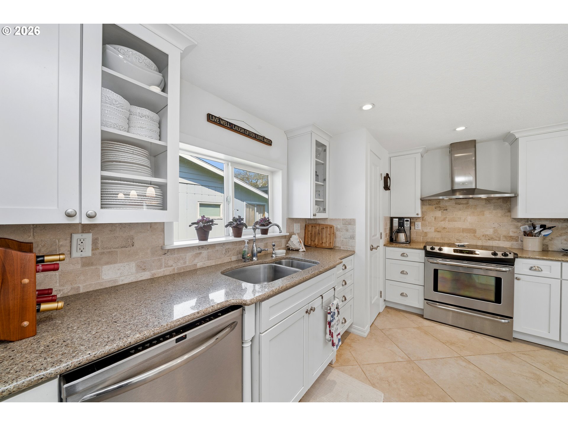 610 S ANCHOR ST, Rockaway Beach, OR, 97136