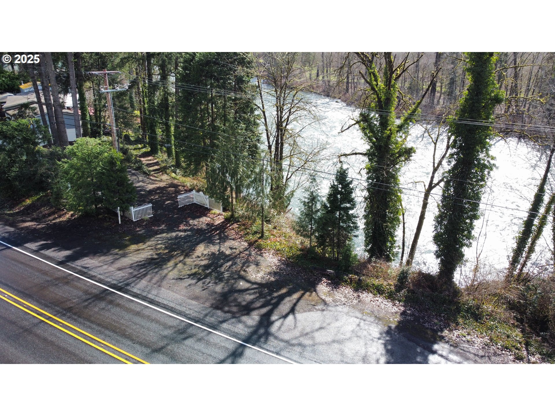 Mckenzie Hwy, Vida, OR, 97488