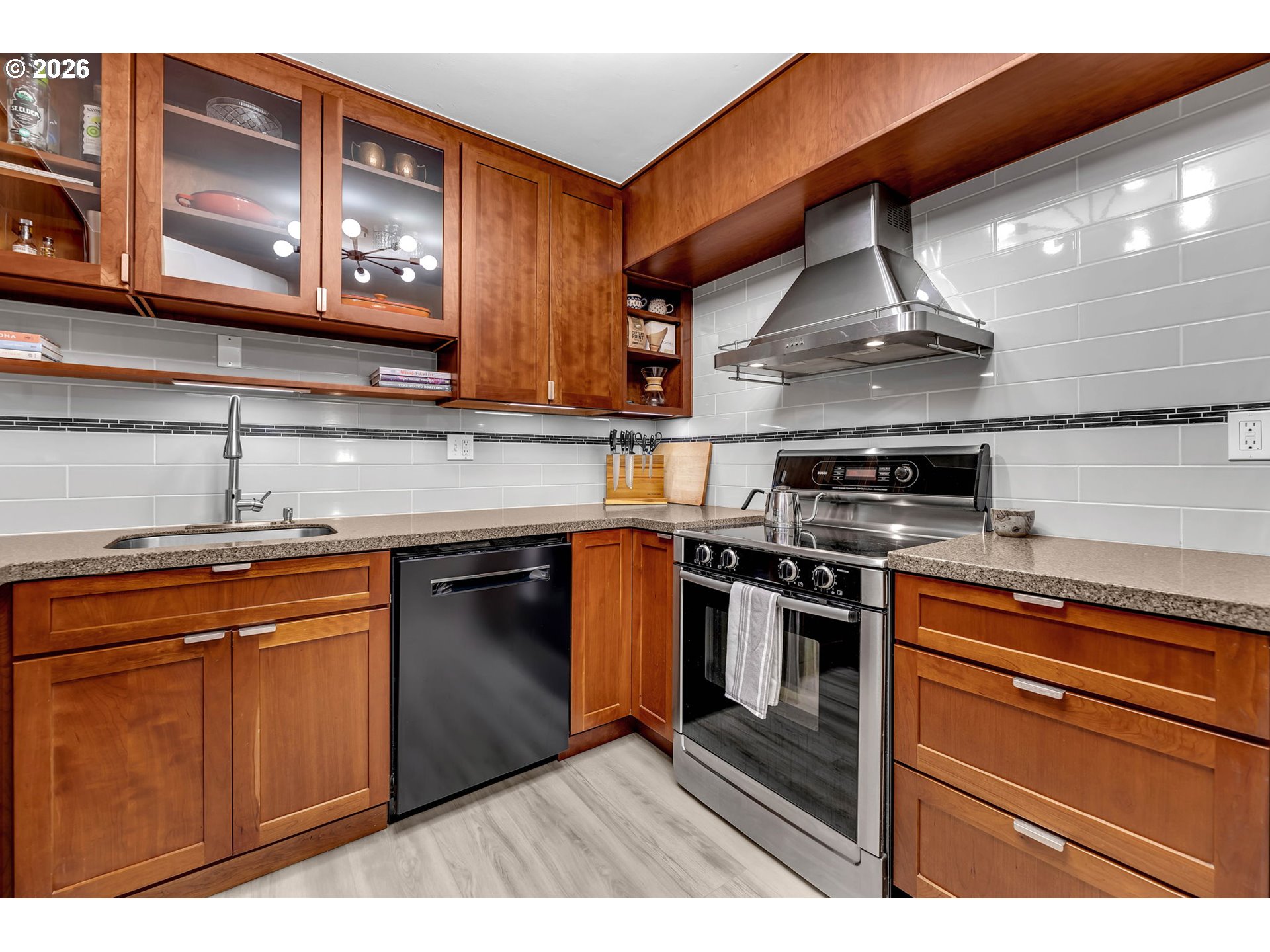 Photo #11: 799293723 Listing: Photo #11