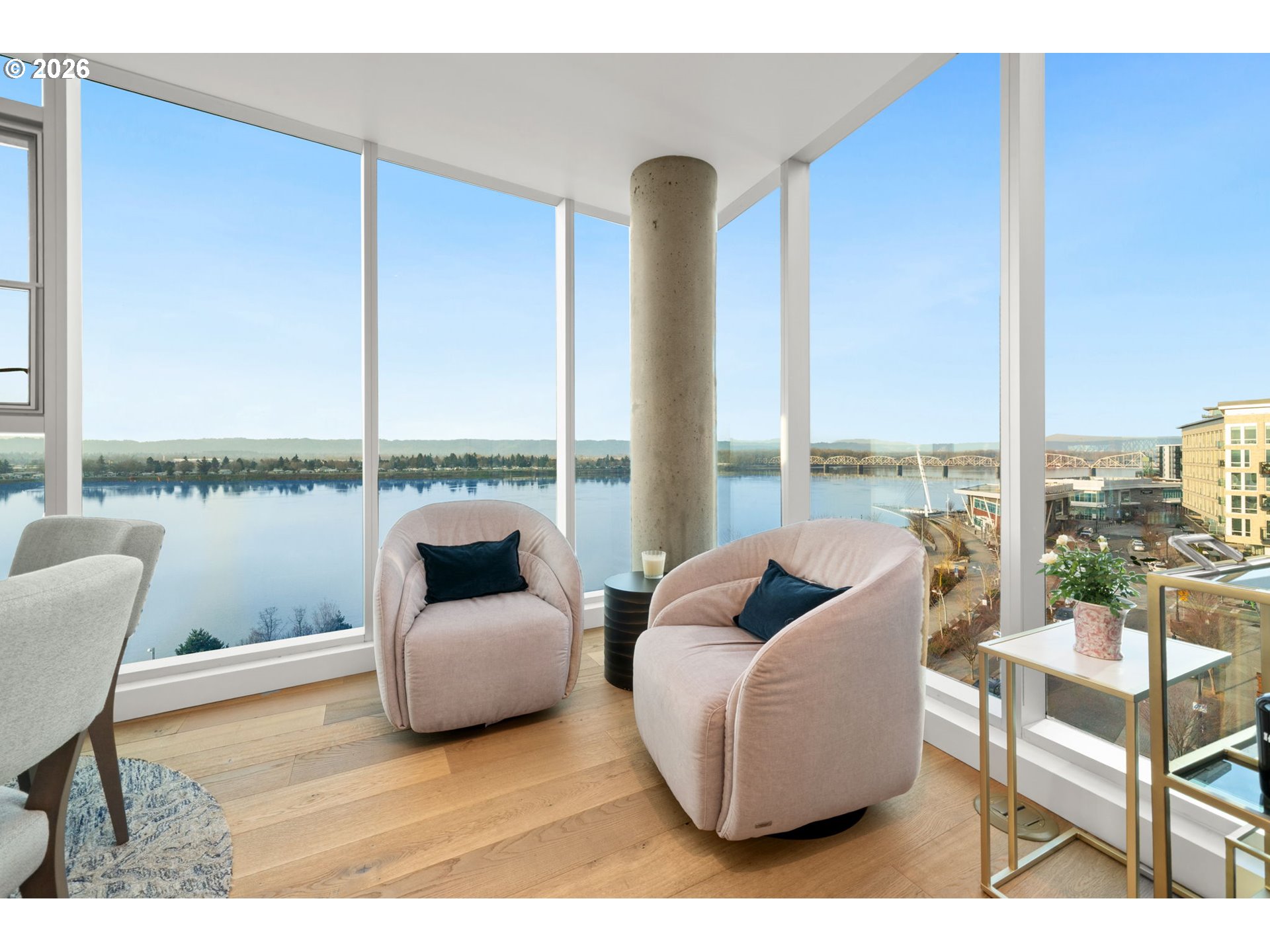 590 WATERFRONT WAY, Vancouver, 2 Bedrooms Bedrooms, ,2 BathroomsBathrooms,Residential,For Sale,WATERFRONT,0,799927952