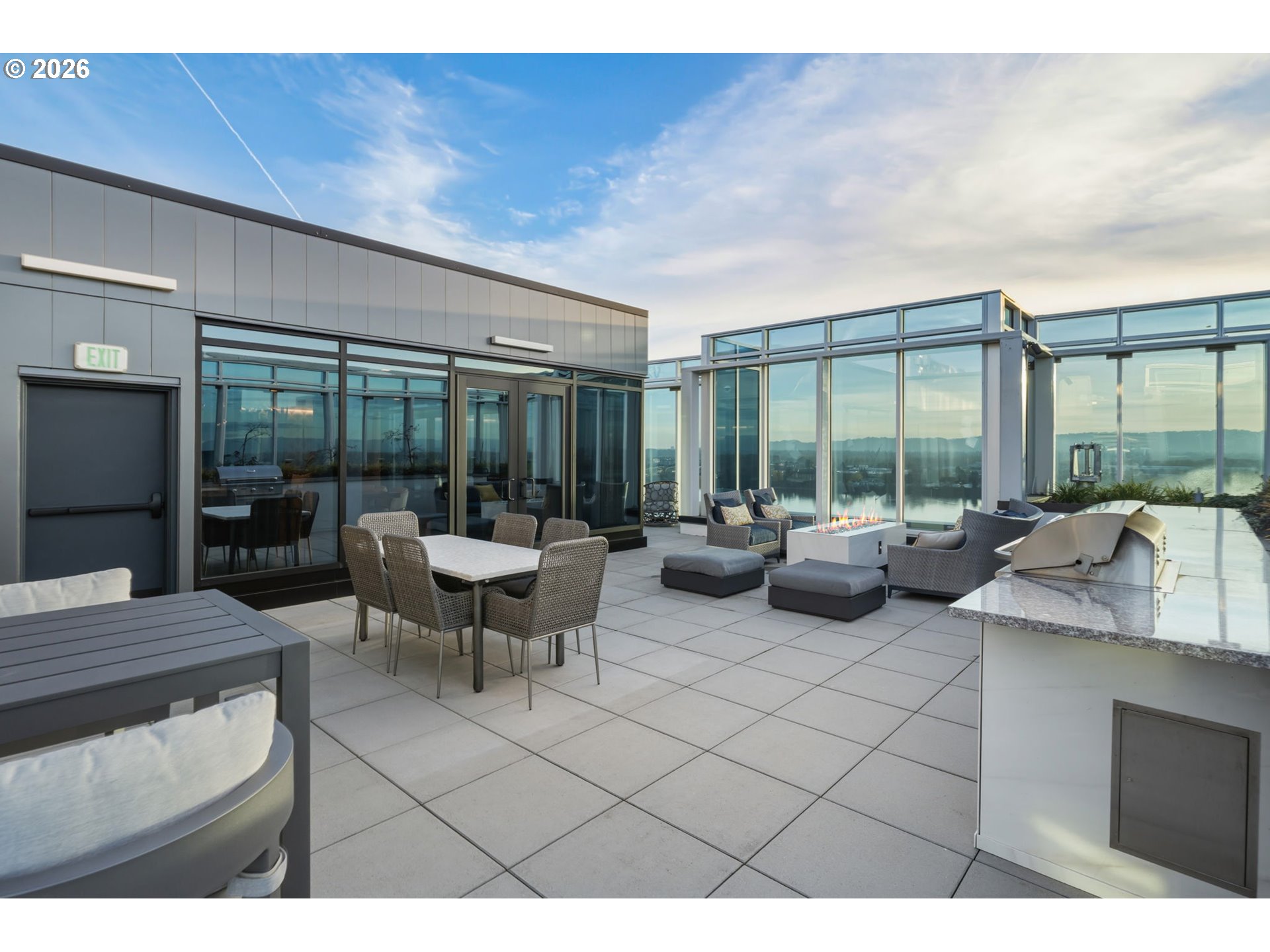 590 WATERFRONT WAY, Vancouver, 2 Bedrooms Bedrooms, ,2 BathroomsBathrooms,Residential,For Sale,WATERFRONT,0,799927952