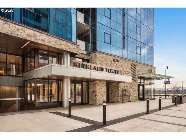 590 WATERFRONT WAY, Vancouver, 2 Bedrooms Bedrooms, ,2 BathroomsBathrooms,Residential,For Sale,WATERFRONT,0,799927952