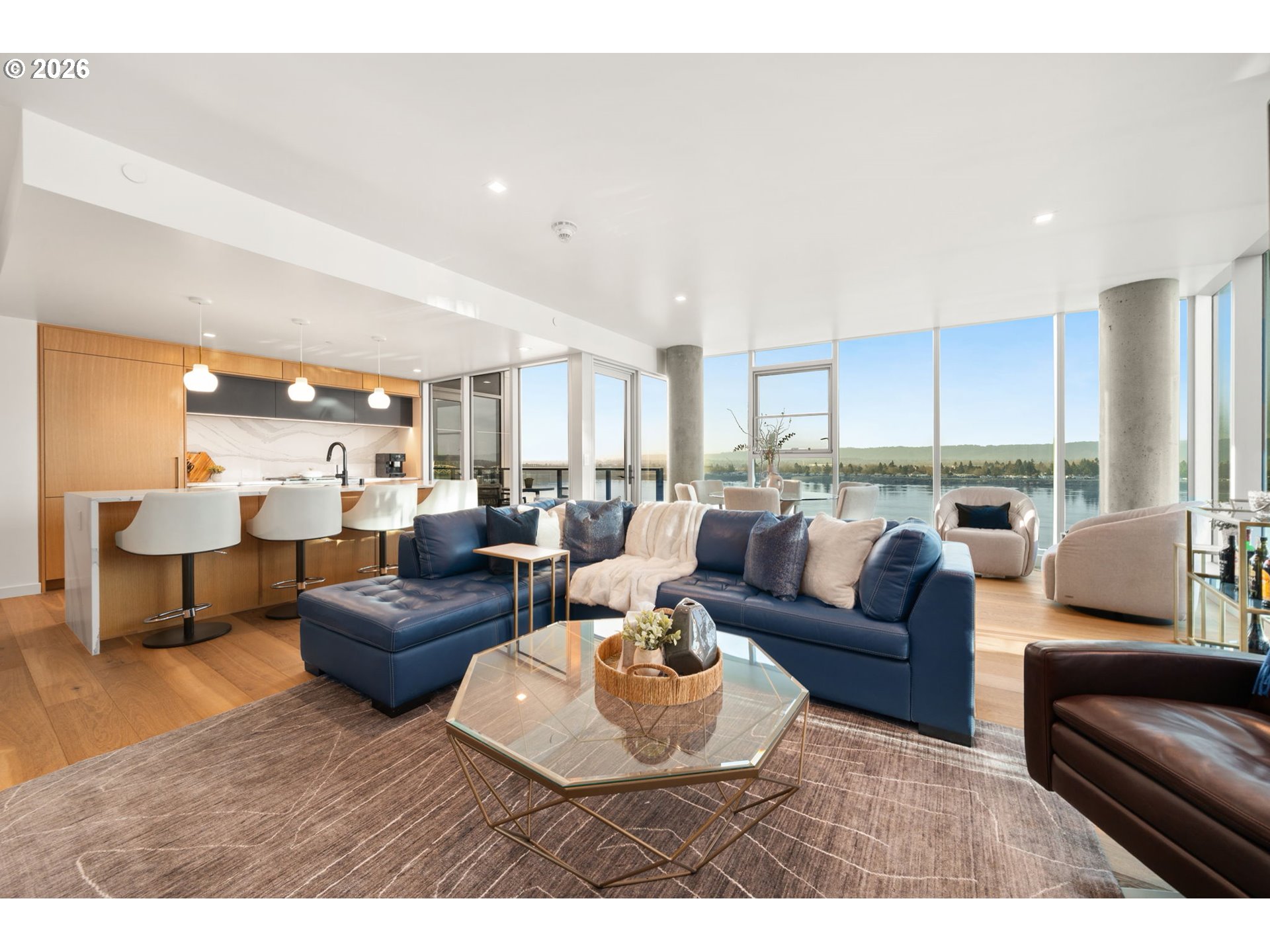 590 WATERFRONT WAY, Vancouver, 2 Bedrooms Bedrooms, ,2 BathroomsBathrooms,Residential,For Sale,WATERFRONT,0,799927952