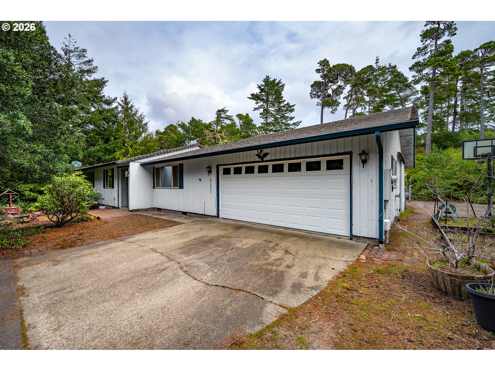 129 EVERGREEN LN, Florence, OR, 97439